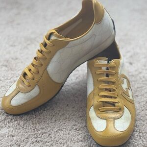Gucci sneakers